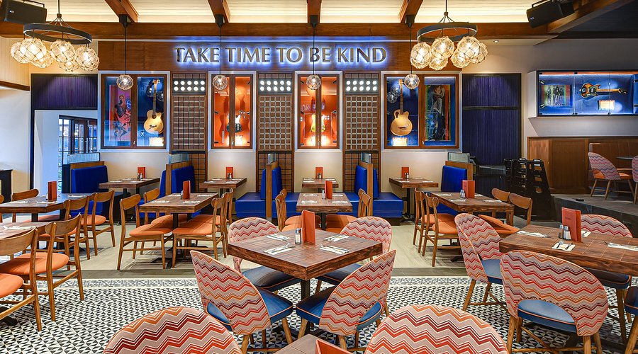 Local tastes take centre stage as Hard Rock Cafe’s World Burger Tour arrives in Maldives